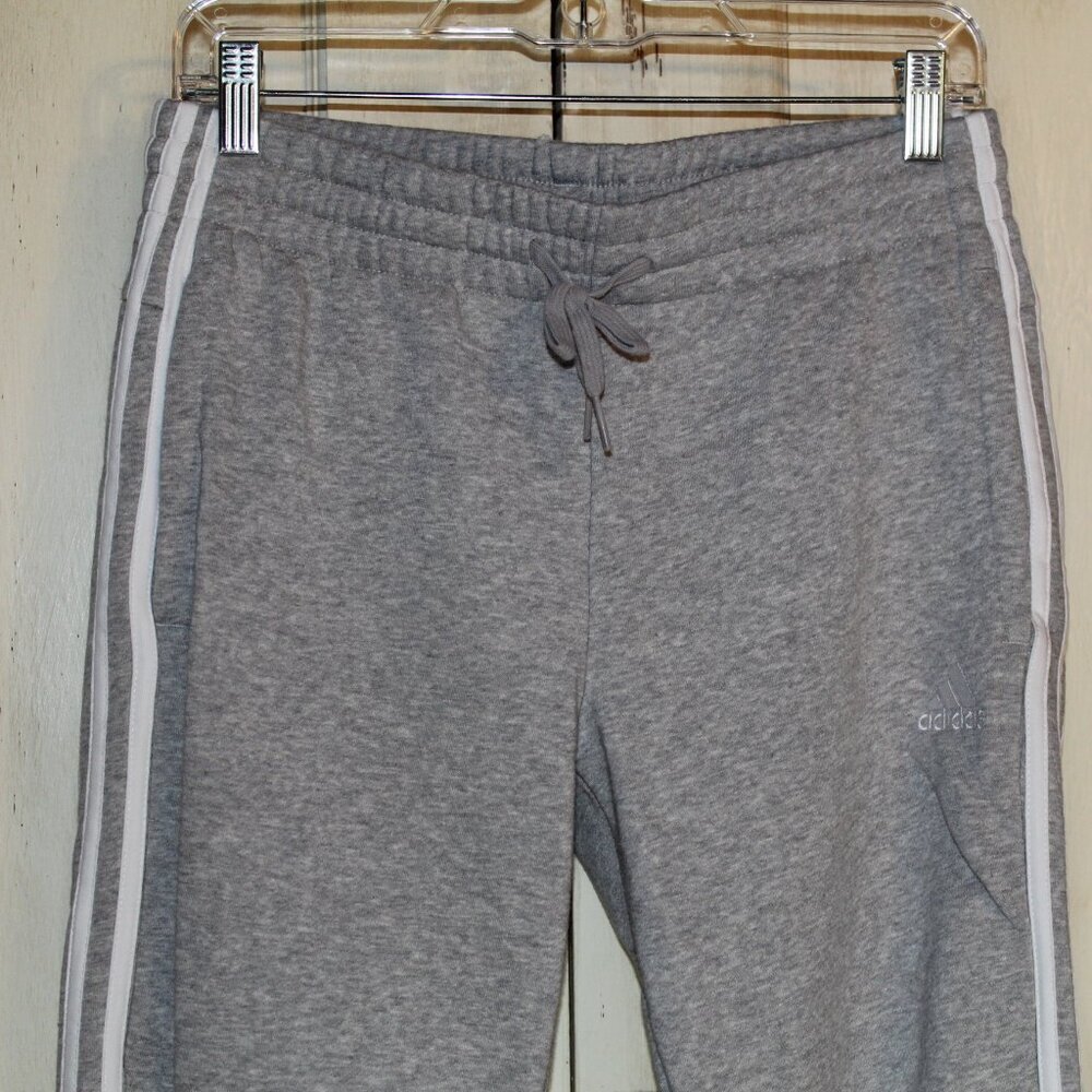 adidas light gray women's 3-Stripe cotton fleece sweatpant jogger with pockets S - Picture 2 of 6